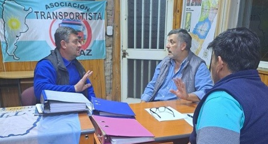 Dirigente de Fe.Tr.A visita la entidad adherida de Estación Diaz.